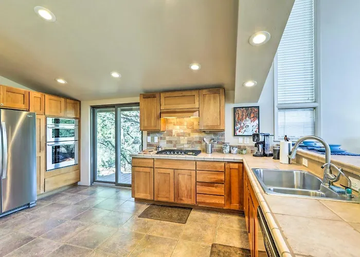 Mountain-view Deck: Bright * Sedona