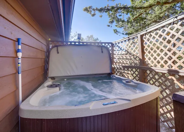 Mountain-view Deck: Bright Holiday home Sedona